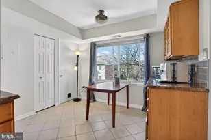 10200 Bushman Dr, Oakton, VA 22124 - Photo 10