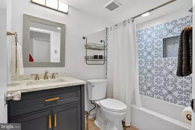 10200 Bushman Drive #121, Oakton, VA 22124 - Photo 12
