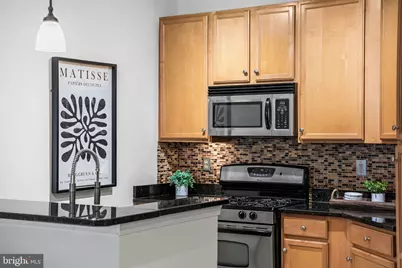 2665 Prosperity Avenue #231, Fairfax, VA 22031 - Photo 4