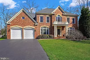 7366 Hunters Oak Ct, Springfield, VA 22150 - Photo 2