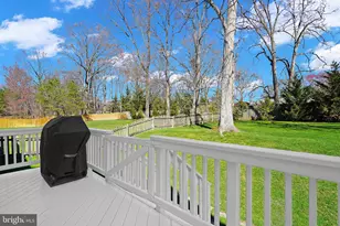 7366 Hunters Oak Ct, Springfield, VA 22150 - Photo 24