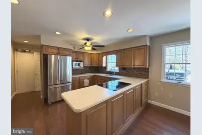 11523 Wild Acre Way, Fairfax Station, VA 22039 - Photo 4