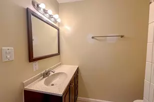 13327 Schwenger Pl, Herndon, VA 20170 - Photo 32