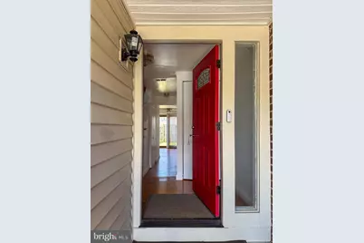13327 Schwenger Place, Herndon, VA 20170 - Photo 2