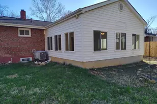 6312 Indian Run Pkwy, Alexandria, VA 22312 - Photo 38