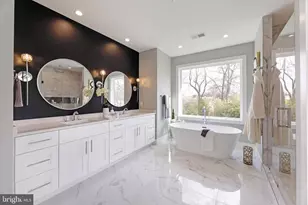 125 Casmar St SE, Vienna, VA 22180 - Photo 22