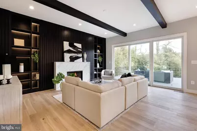 125 Casmar Street SE, Vienna, VA 22180 - Photo 4