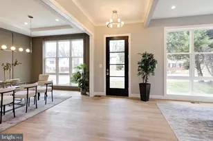 125 Casmar St SE, Vienna, VA 22180 - Photo 2