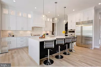 125 Casmar Street SE, Vienna, VA 22180 - Photo 8