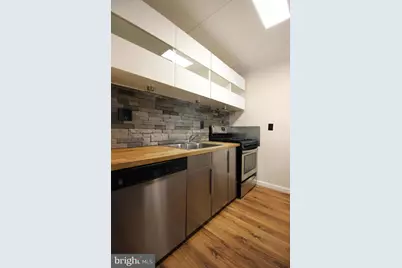 5709 Indian Court #190, Alexandria, VA 22303 - Photo 10