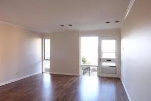 5709 Indian Ct, Alexandria, VA 22303 - Photo 2