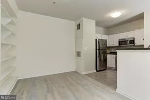 5105 Travis Edward Way, Centreville, VA 20120 - Photo 18