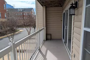 1891 Crescent Park Dr, Reston, VA 20190 - Photo 20