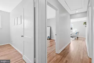 6920 Kenfig Dr, Falls Church, VA 22042 - Photo 18