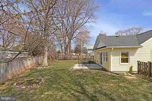 6920 Kenfig Dr, Falls Church, VA 22042 - Photo 36