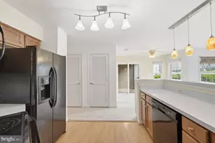 5601 Willoughby Newton Dr, Centreville, VA 20120 - Photo 22