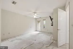 5601 Willoughby Newton Dr, Centreville, VA 20120 - Photo 8