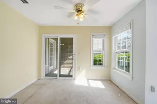 5601 Willoughby Newton Dr, Centreville, VA 20120 - Photo 6