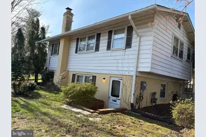 210 Courthouse Circle SW, Vienna, VA 22180 - Photo 16