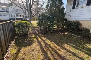 210 Courthouse Cir SW, Vienna, VA 22180 - Photo 12