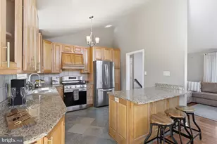 5613 Eastbourne Dr, Springfield, VA 22151 - Photo 8