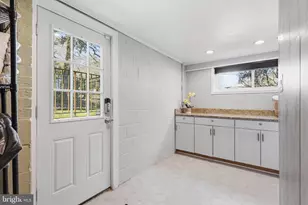 5613 Eastbourne Dr, Springfield, VA 22151 - Photo 22