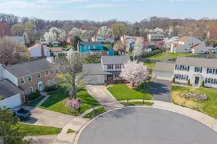12810 Lady Fairfax Cir, Herndon, VA 20170 - Photo 2