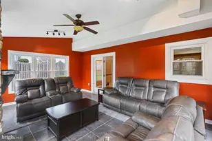 12810 Lady Fairfax Cir, Herndon, VA 20170 - Photo 24