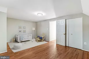 9720 Five Oaks Rd, Fairfax, VA 22031 - Photo 14