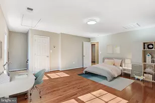 9720 Five Oaks Rd, Fairfax, VA 22031 - Photo 12