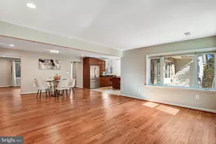 9720 Five Oaks Rd, Fairfax, VA 22031 - Photo 22