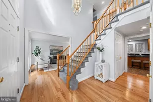 8648 Chase Glen Cir, Fairfax Station, VA 22039 - Photo 10