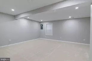 4445 Holly Ave, Fairfax, VA 22030 - Photo 32