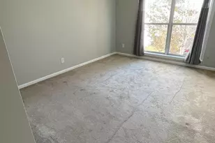 10300 Appalachian Cir, Oakton, VA 22124 - Photo 8