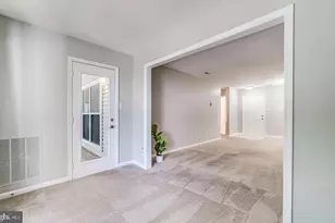 10300 Appalachian Cir, Oakton, VA 22124 - Photo 12