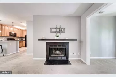 10300 Appalachian Circle #307, Oakton, VA 22124 - Photo 10