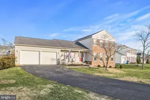 4357 Cub Run Rd, Chantilly, VA 20151 - Photo 2