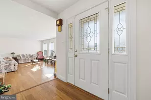 4357 Cub Run Rd, Chantilly, VA 20151 - Photo 4