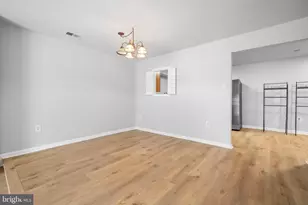 3824 Persimmon Cir, Fairfax, VA 22031 - Photo 8