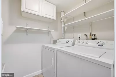 611 Center Street #101, Herndon, VA 20170 - Photo 30