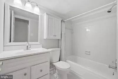 611 Center Street #101, Herndon, VA 20170 - Photo 26