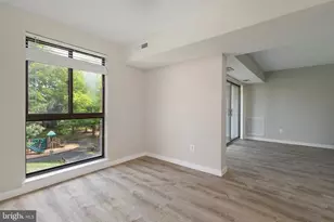 2054 Royal Fern Ct, Reston, VA 20191 - Photo 10