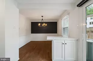 3050 Silent Valley Dr, Fairfax, VA 22031 - Photo 6