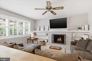 5208 Ruffner Woods Ct, Burke, VA 22015 - Photo 6