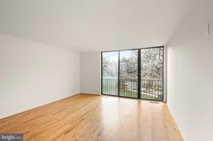 11465 Washington Plaza W, Reston, VA 20190 - Photo 10