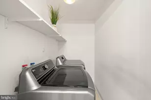 11465 Washington Plaza W, Reston, VA 20190 - Photo 28