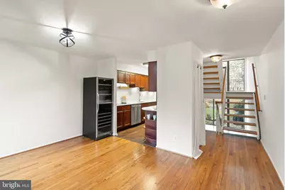 11465 Washington Plaza W, Reston, VA 20190 - Photo 4
