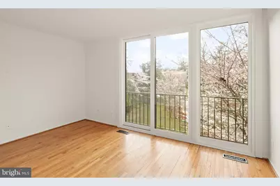 11465 Washington Plaza W, Reston, VA 20190 - Photo 24