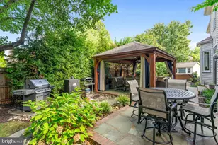 3001 Jeannie Anna Ct, Herndon, VA 20171 - Photo 6