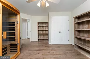 3001 Jeannie Anna Ct, Herndon, VA 20171 - Photo 36